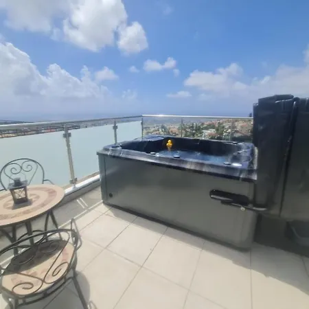 Panoramic Holidays 公寓 佩亚